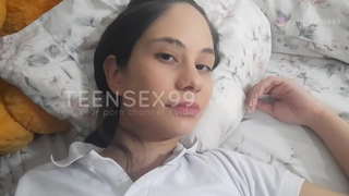 Tha mi a &#039; cluich agam co-ogha schoolgirl agus termino follandola