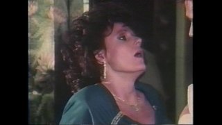 Upetros Emntla kwaye Nobusi Wilder