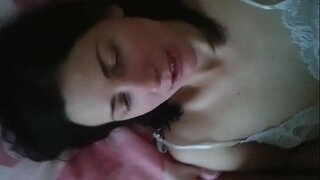 ���าษารัสเซียน้องสาว Oksana ระยำในองเธอที่ยุ่งเหยิจิ๋ม,ส่วนอน 1