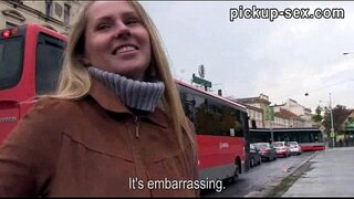 Horny Milf banged with stranger కోసం కొన్ని డబ్బు