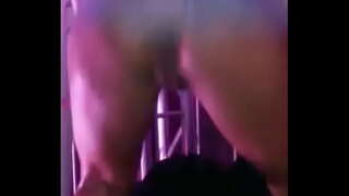 Sexy imdaka dancing i-funk ngaphandle panties