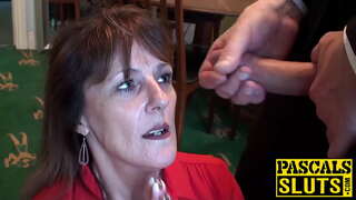 Divorced mature elonyuliweyo Pandora enjoys ekubeni submissive ngesondo