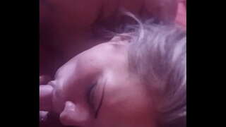 Mexicana madura rubia nalgona tragando semine