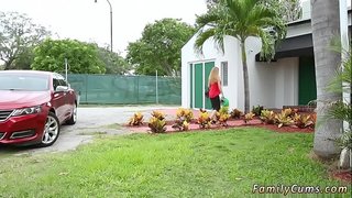 Bapak lan cilik compeer kang wadon chum xxx Dheweke wis ora dipilih, nanging kanggo