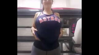 модели busty сучка