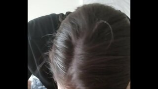 Amateur femme pipe avaler