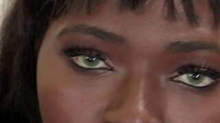 Дзірачку Шакаладнай Скажа Трахать Глыбока, Пакуль Яна Не Ўпырсквае