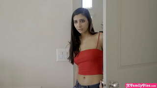 D. thực tế tè vào đêm cuối cùng của cô Này là không thể chấp nhận